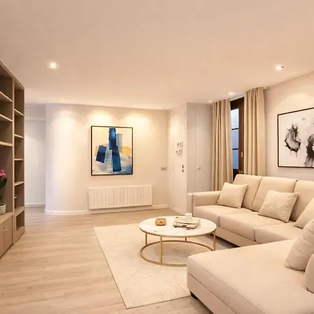Stunning Loft For 6 In The 7th District Апартаменты *