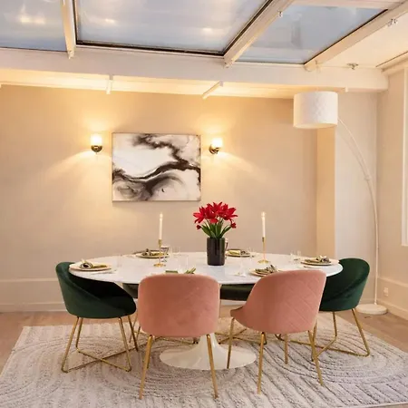 Stunning Loft For 6 In The 7th District Апартаменты