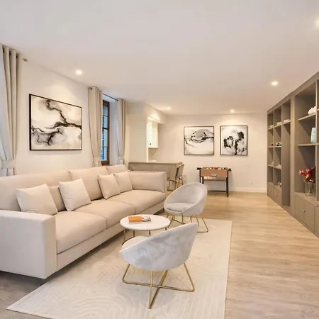 Апартаменты Stunning Loft For 6 In The 7th District *