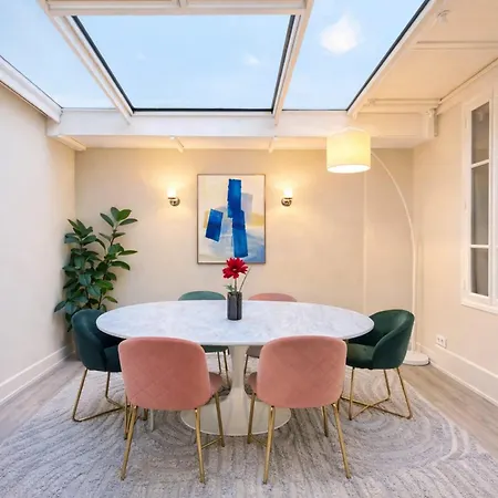 Stunning Loft For 6 In The 7th District