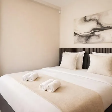 Апартаменты Stunning Loft For 6 In The 7th District Париж