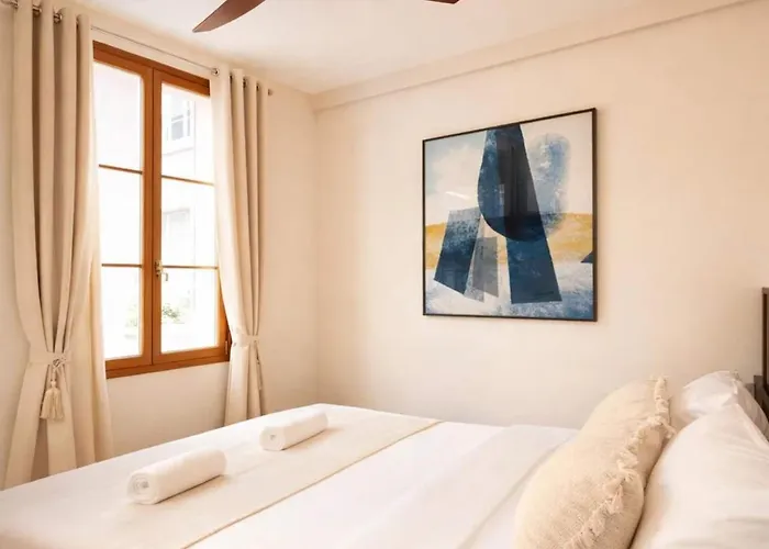 Appartement Stunning Loft For 6 In The 7th District Parijs