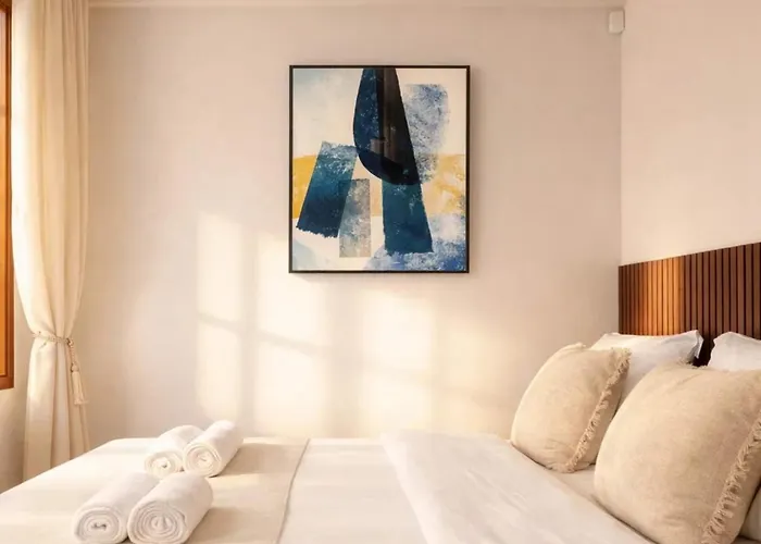 Stunning Loft For 6 In The 7th District Appartement Parijs