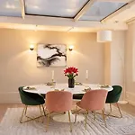 Stunning Loft For 6 In The 7th District Lejlighed